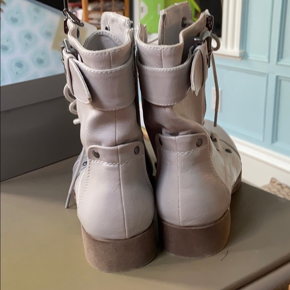 Boots - Picture 2 of 2